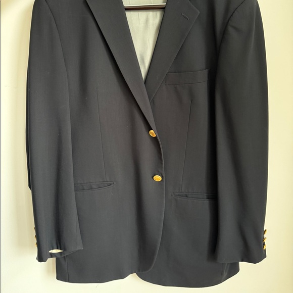 Mazzoni Navy Blue Blazer, 100% wool shell, 42R, Italian fabric with gold buttons - Picture 2 of 8